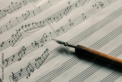 Réécriture et transposition de partitions musicales